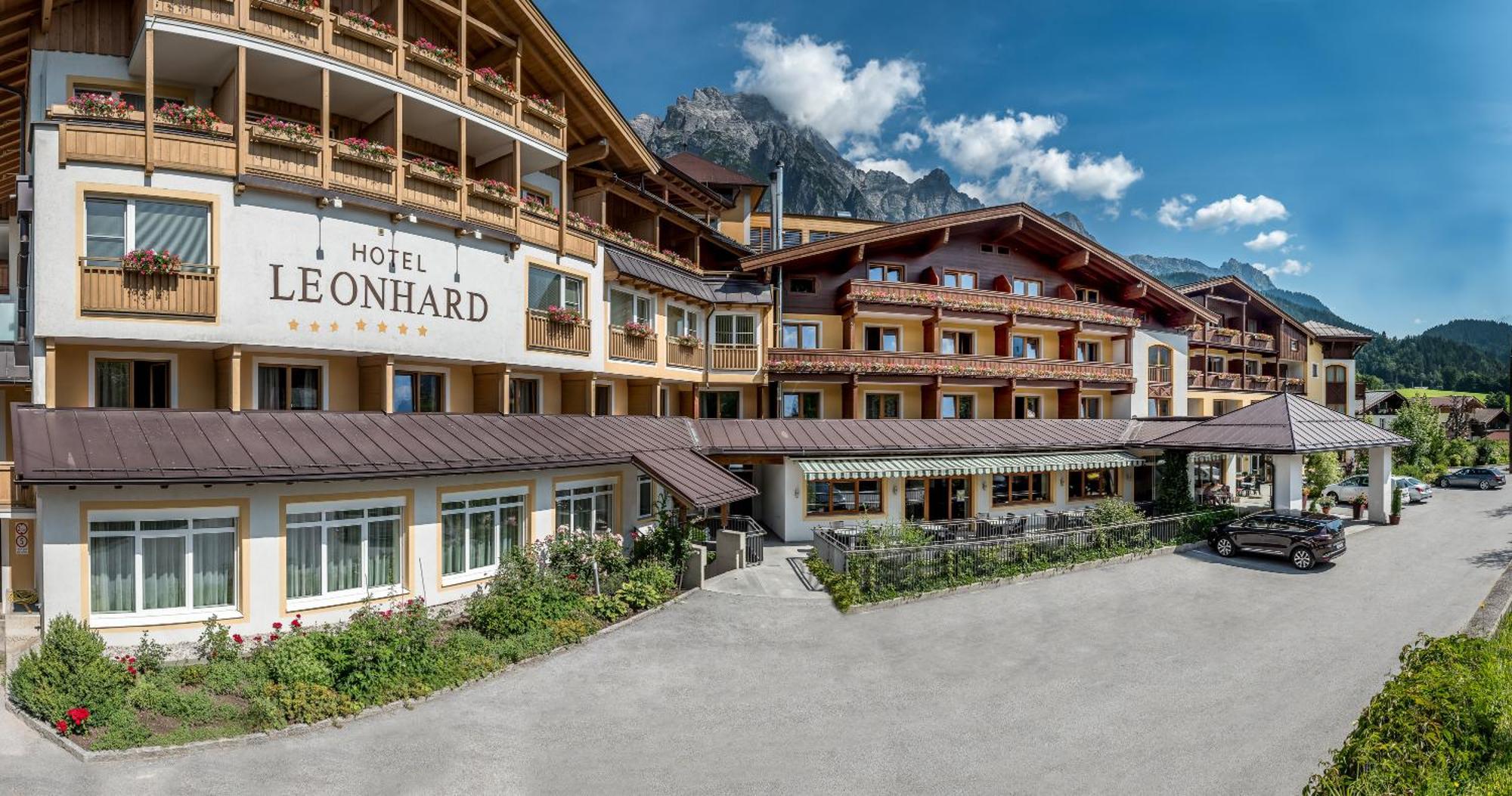 Hotel Leonhard Leogang Exterior foto