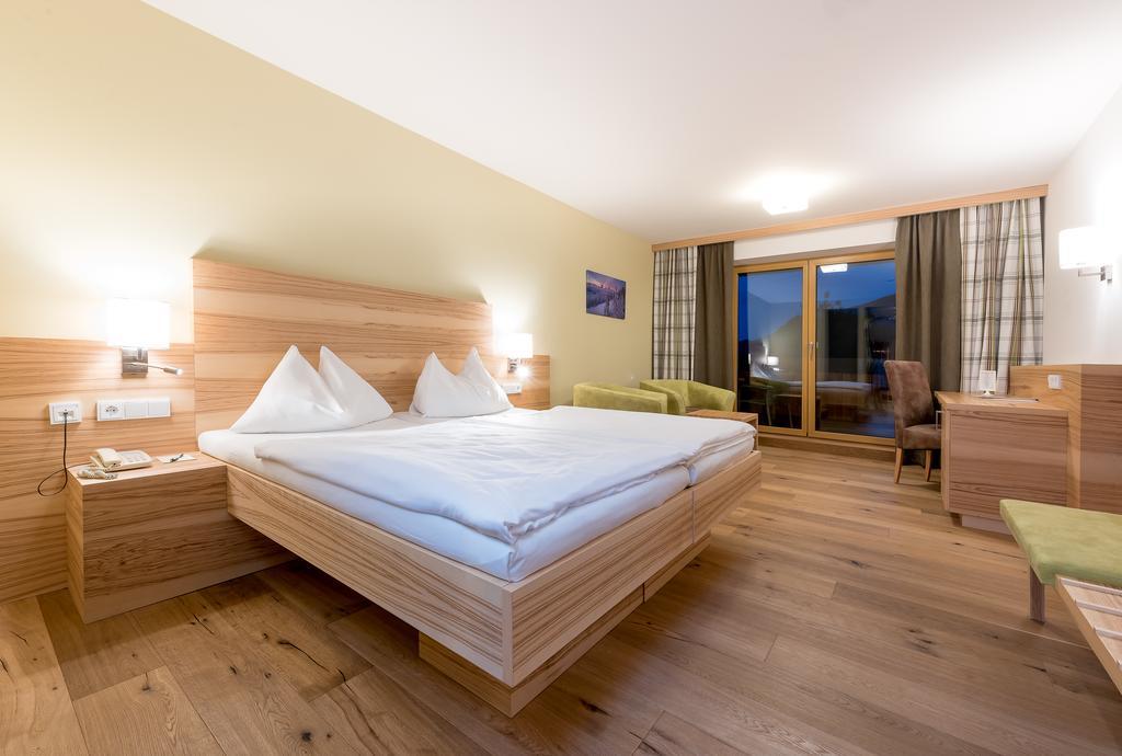 Hotel Leonhard Leogang Exterior foto